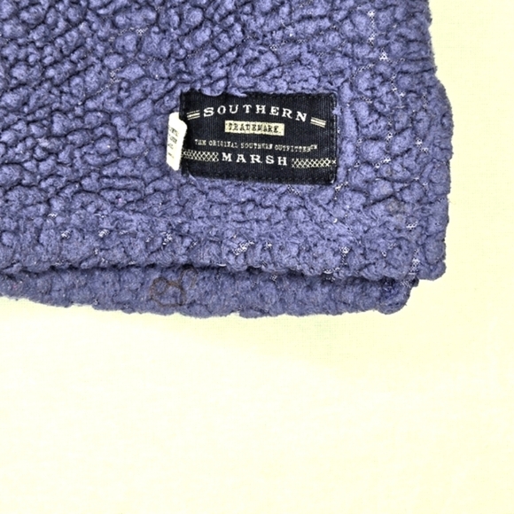 Vineyard Vines 3/4 zip Fleece Pullover. Blue With Red And Pink Trim. XXS - Picture 15 of 16